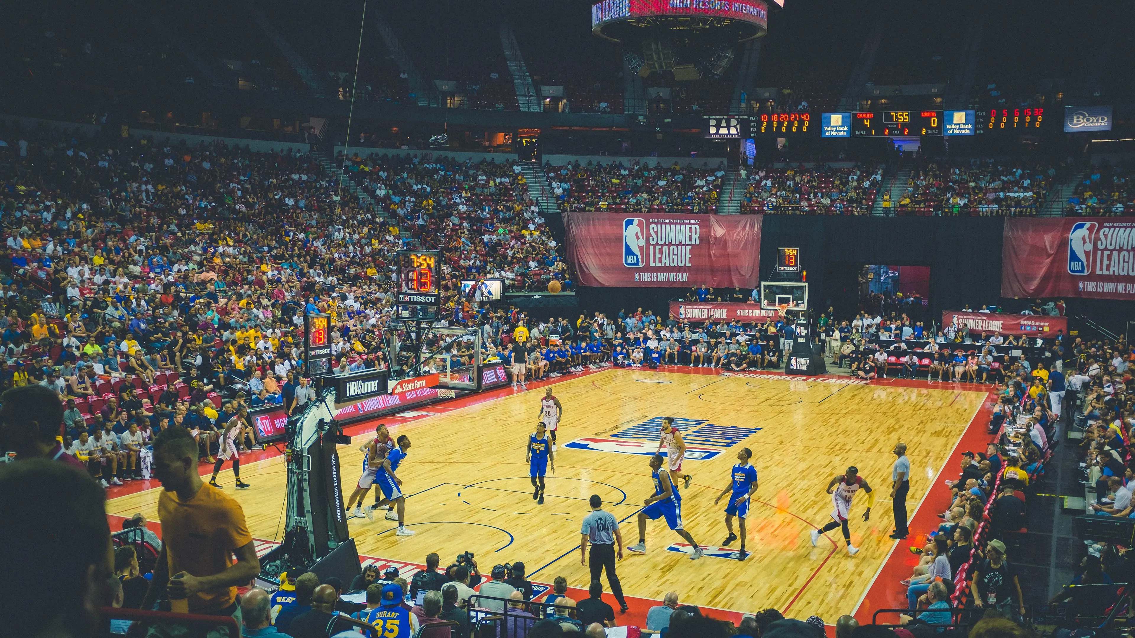 科比单场81分：NBA历史上最震撼的个人得分奇迹，科比得分81分是哪场